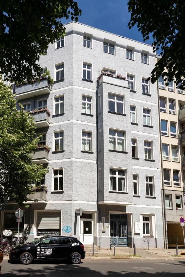 Mitte Prenzlauerberg Industrial Style Apartment Berlim Exterior foto